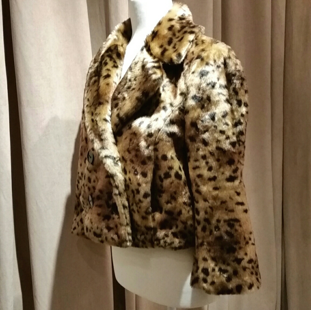 Loft faux fur double breasted coat - Picture 3 of 8